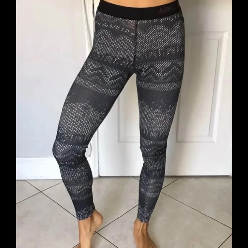 Nike pro leggings